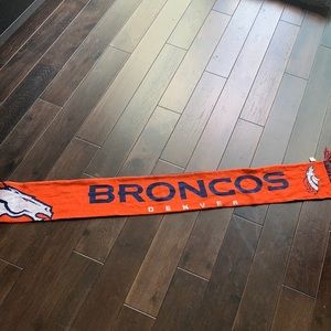Broncos scarf